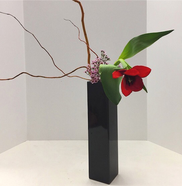 Tulip in Ikebana 2019 by Marilyn