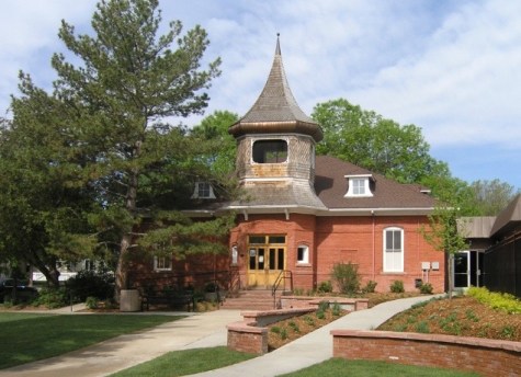 Louisville Art Center, site of Urban Sketching with Marilyn in August